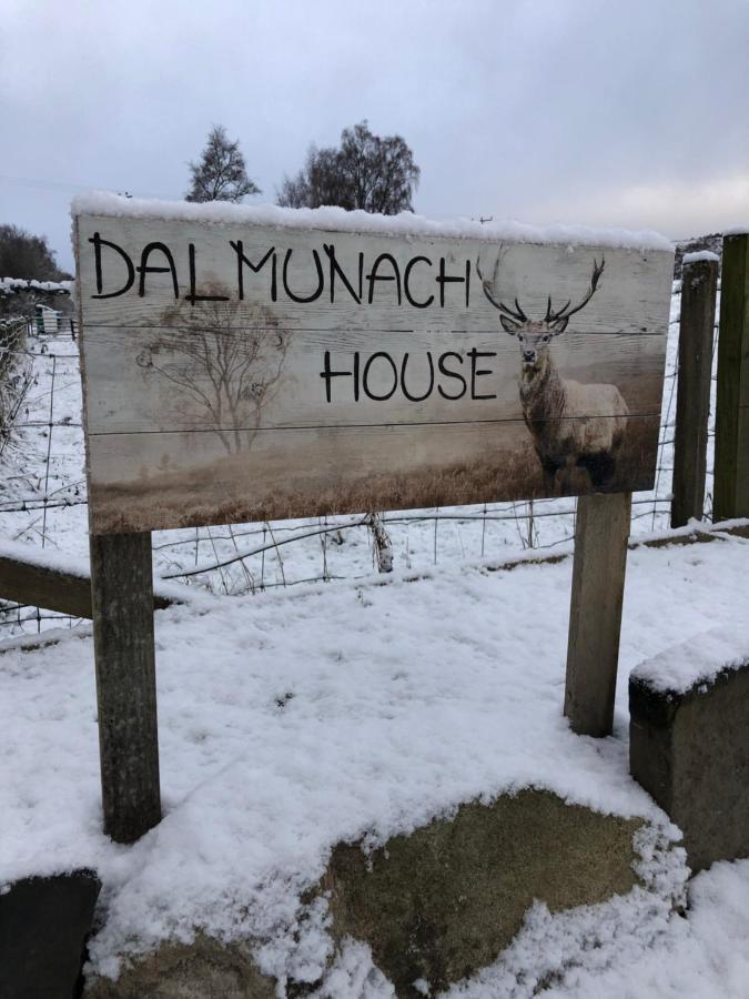 Dalmunach House アベラワー エクステリア 写真